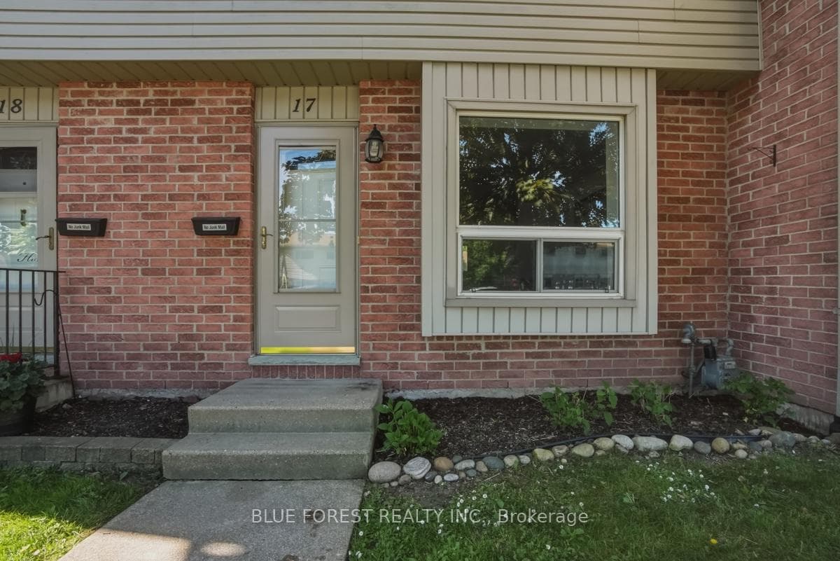 226 Highview Avenue Unit 17 photo 2