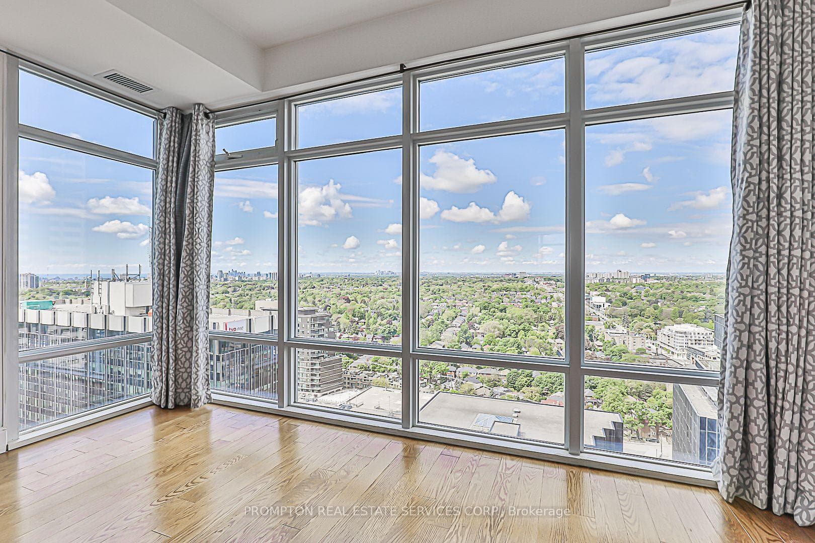 2191 YONGE Street Unit 2905 photo 17