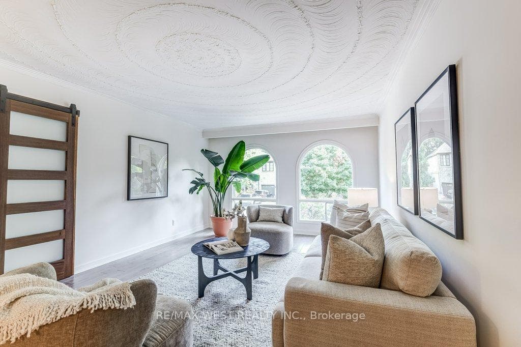 10 Sunnylea Avenue photo 4