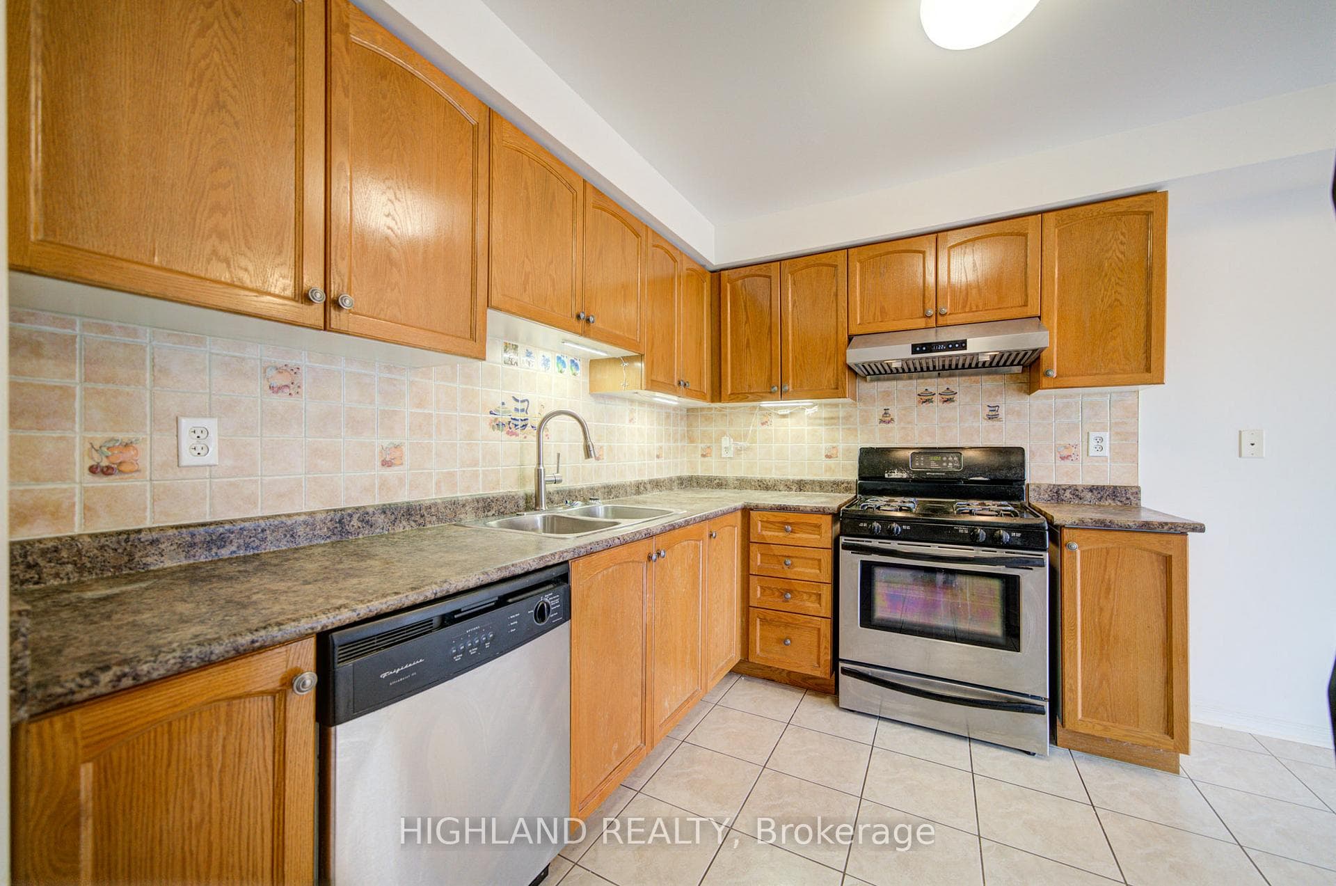 6399 Spinnaker Circle Unit 99 photo 8