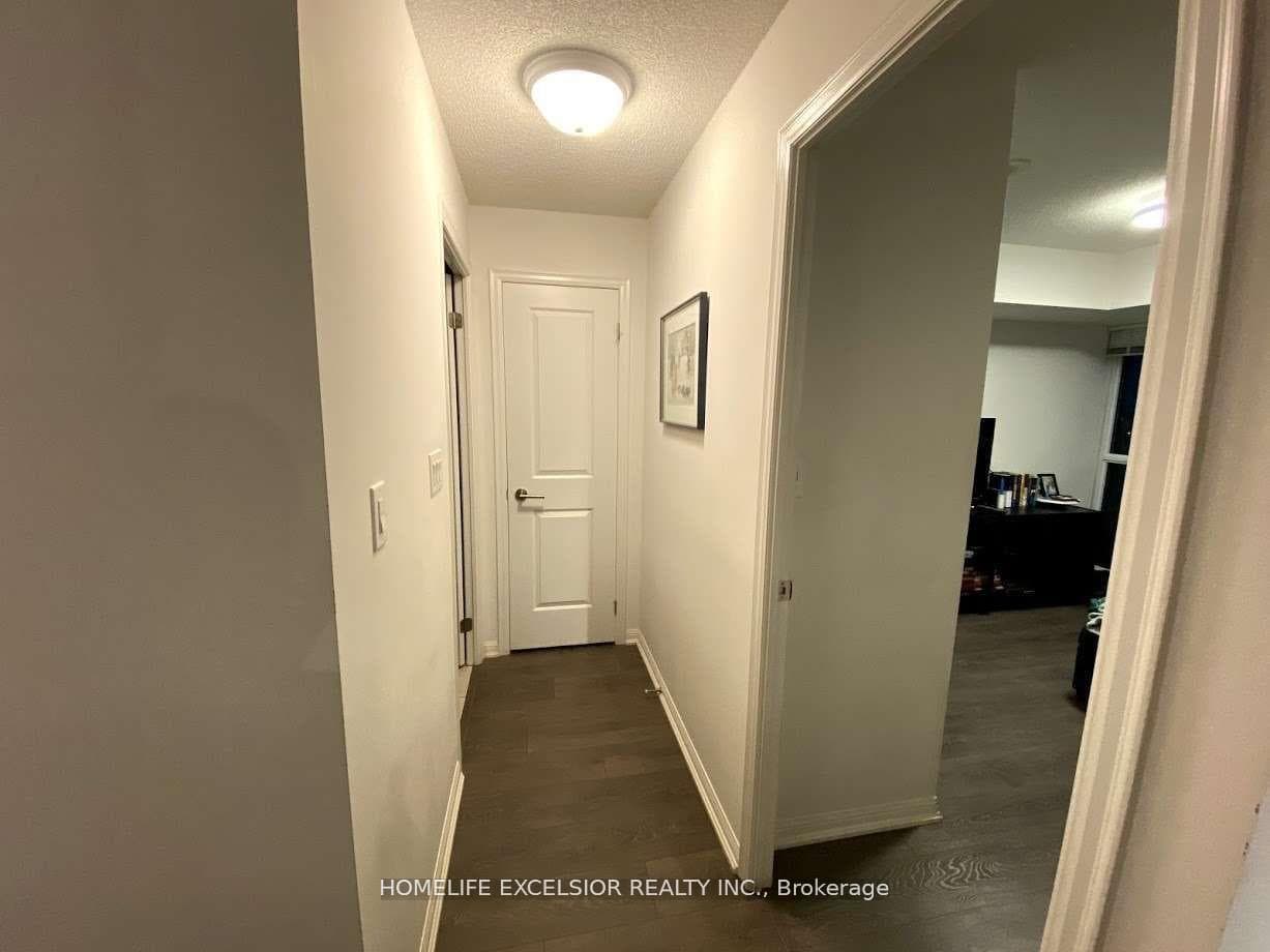 400 Adelaide Street Unit 2006 photo 12