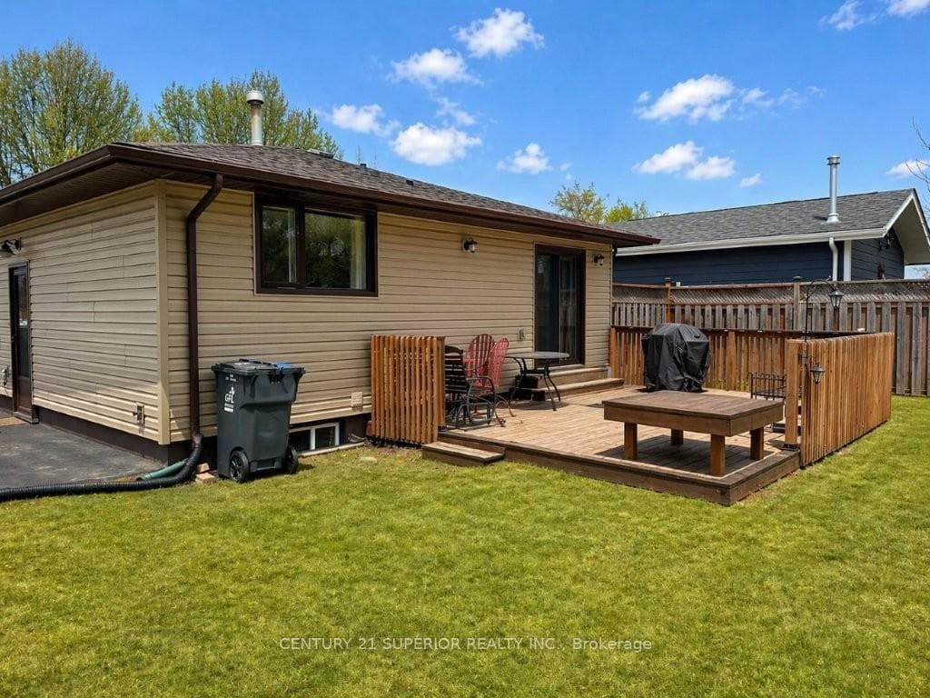 151 Essex Court photo 49
