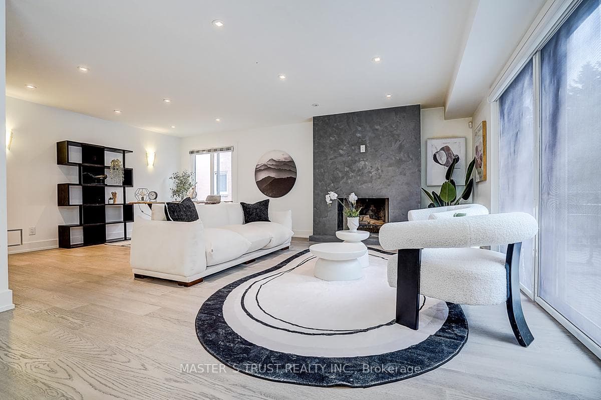 10 Melchior Crescent photo 24