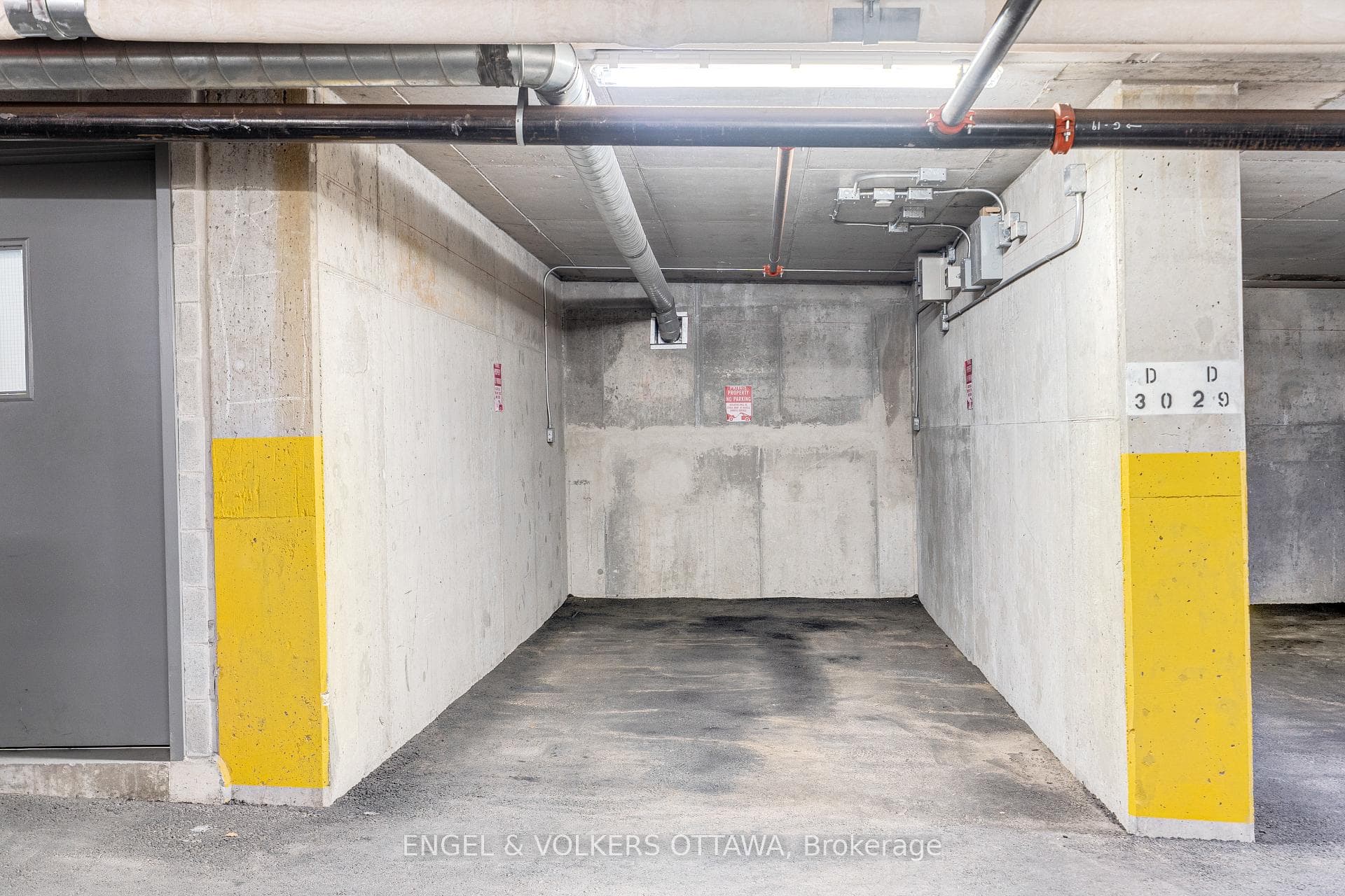 200 RIDEAU Street Unit 202 photo 40