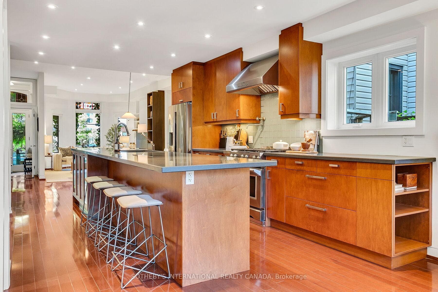 435 Ontario Street photo 16