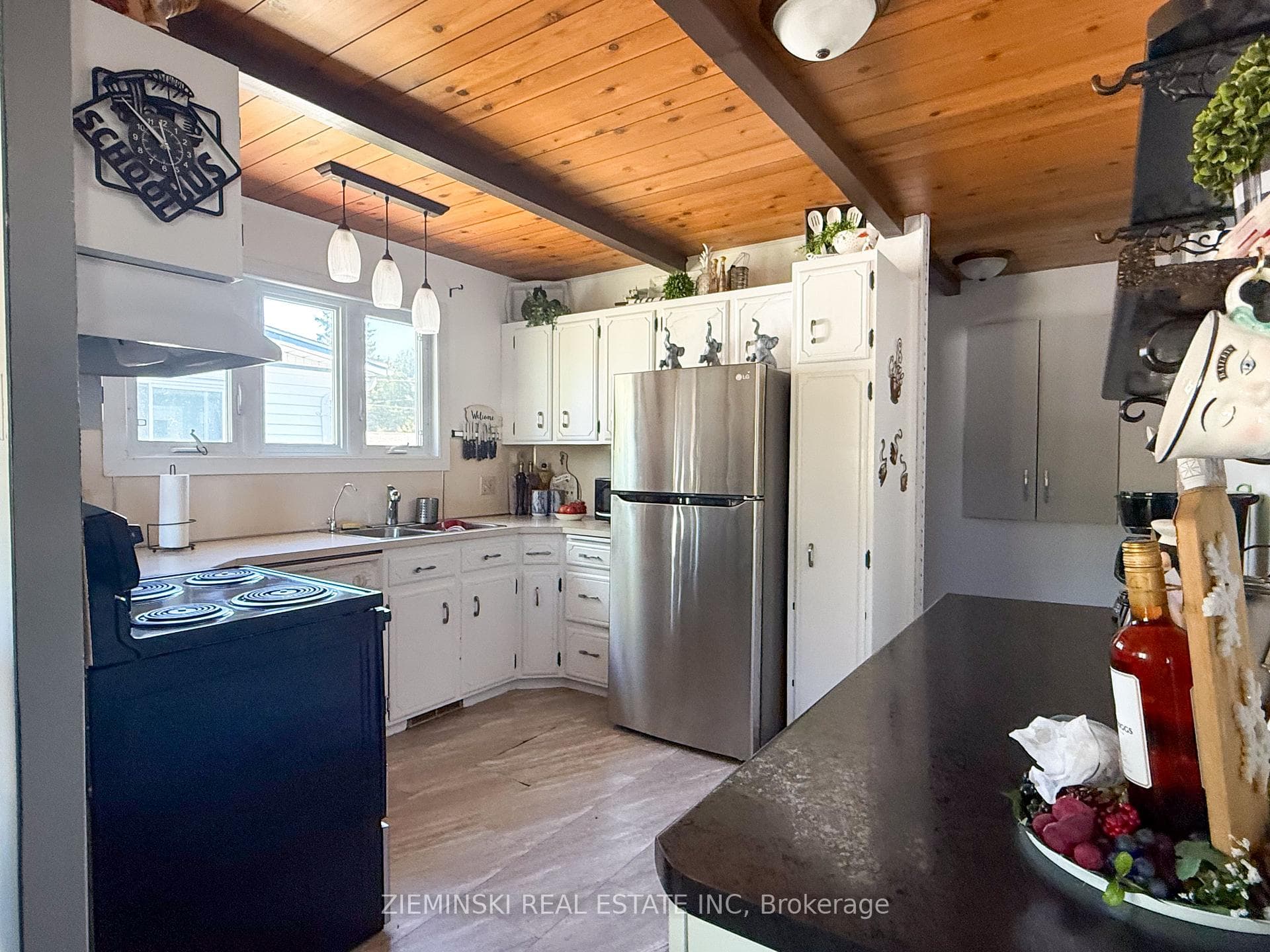 107 New Circle Place photo 11