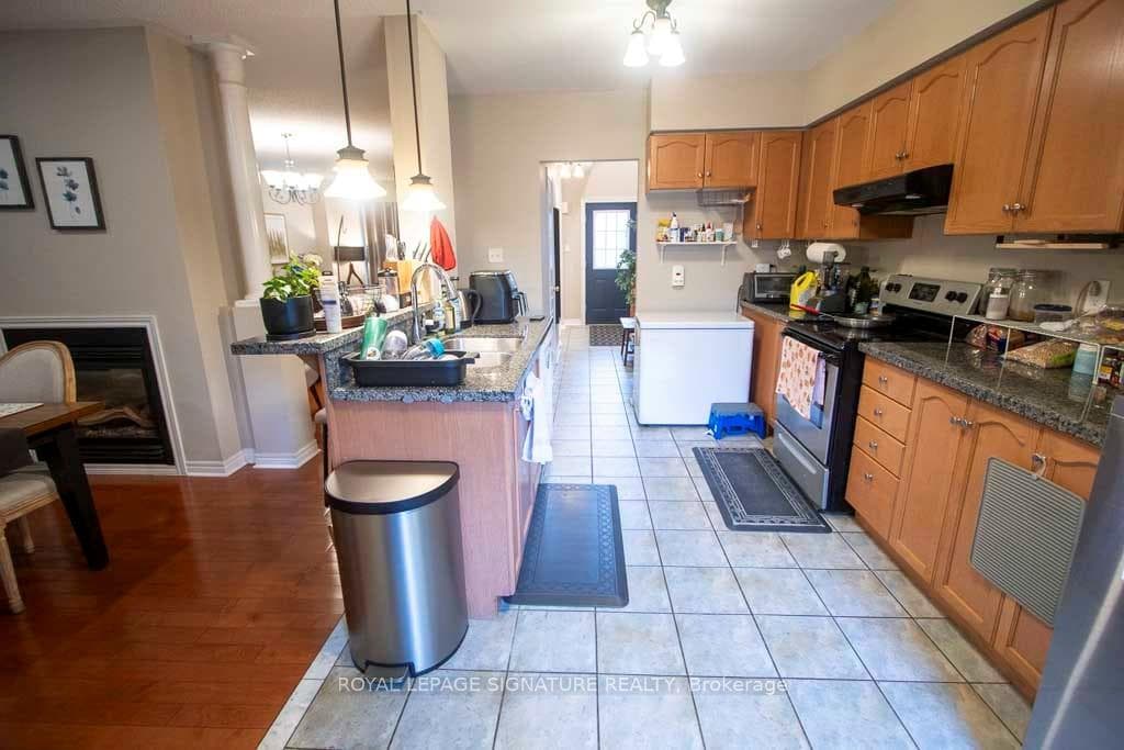 1253 Brillinger Street photo 8