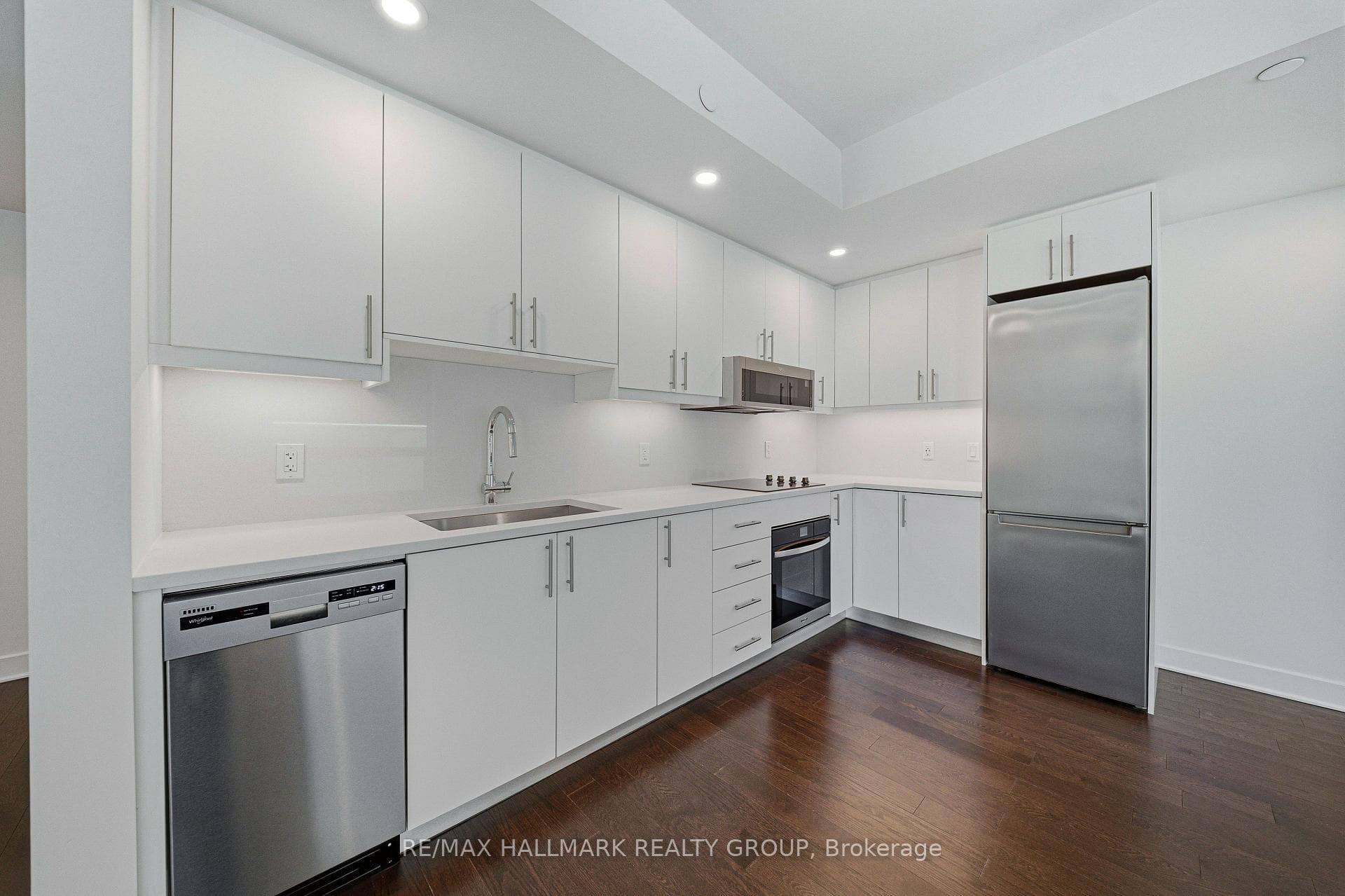 180 George Street Unit 501 photo 9