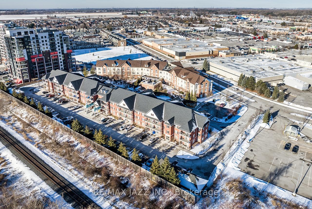 61 Clarington Boulevard Unit 303 photo 6