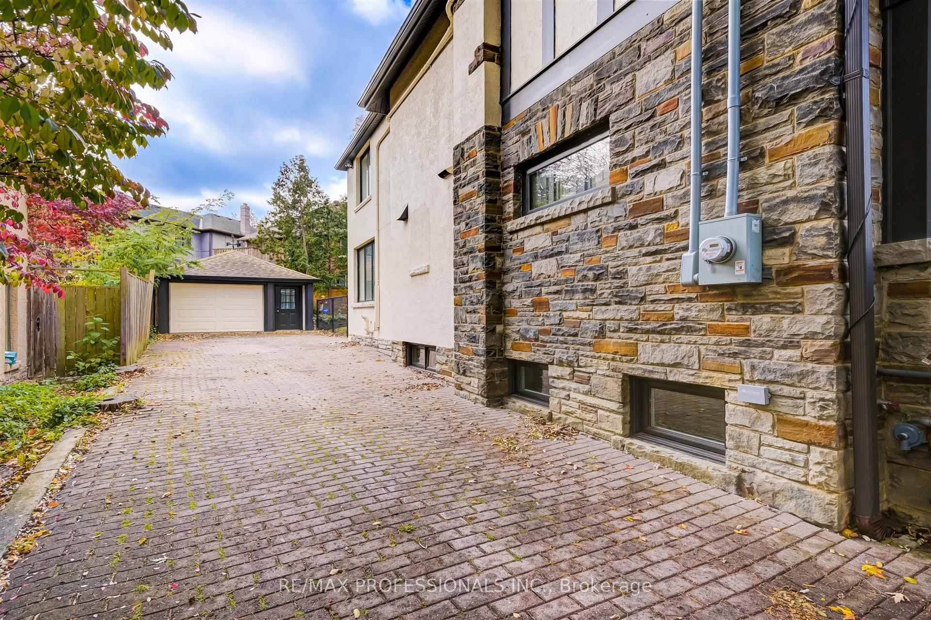 22 The Kingsway N/A photo 36