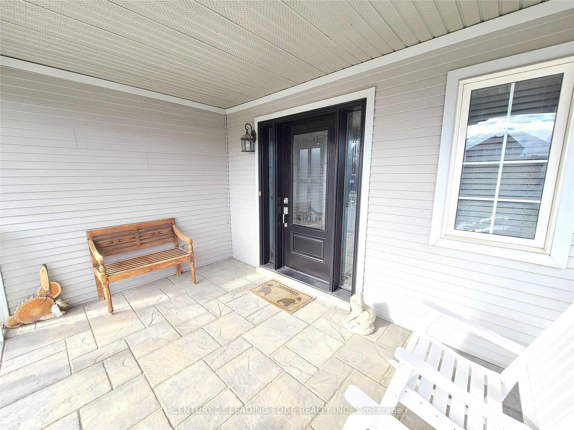 58 Ian Drive photo 2