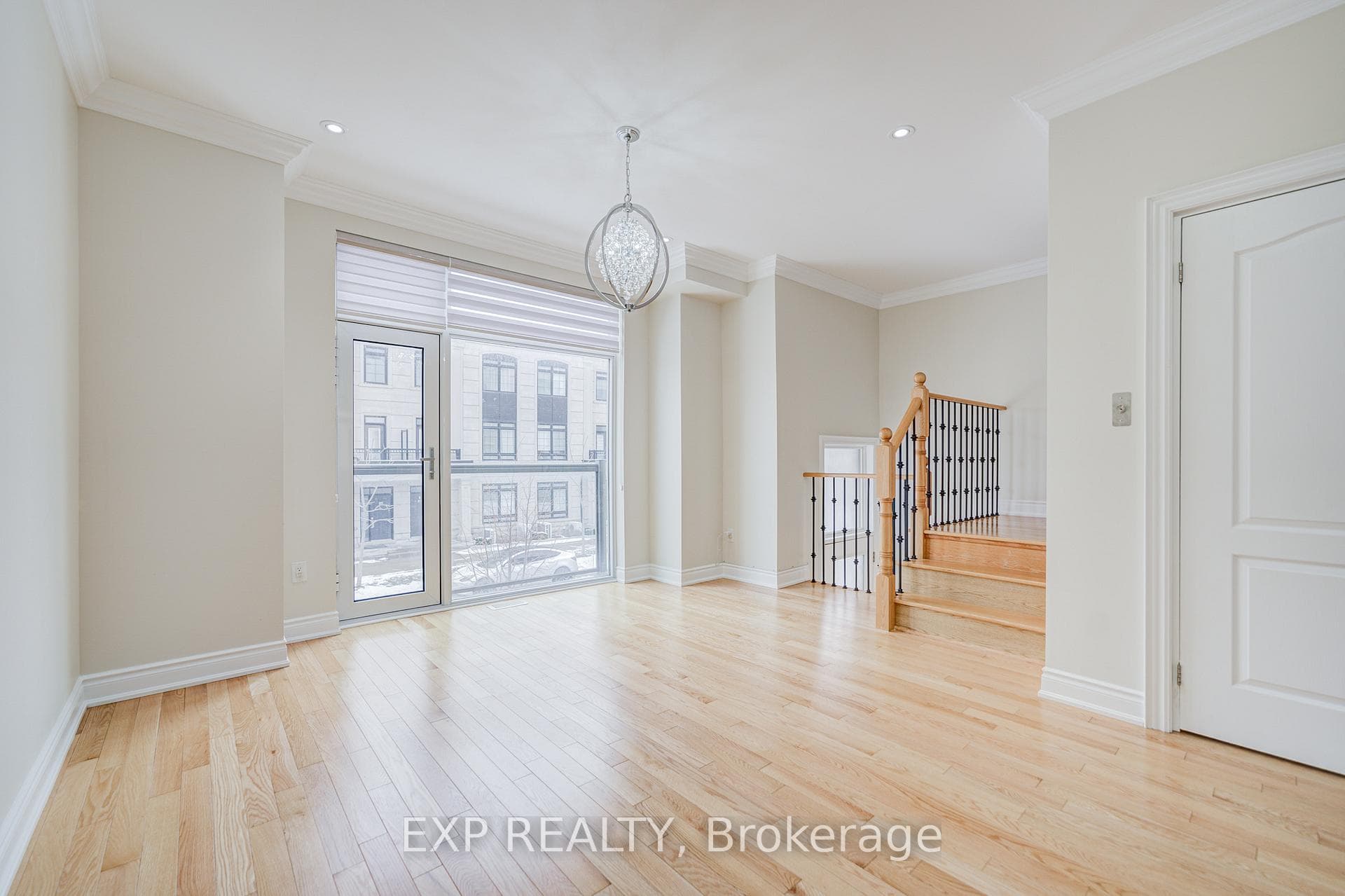 92 William Saville Street photo 7