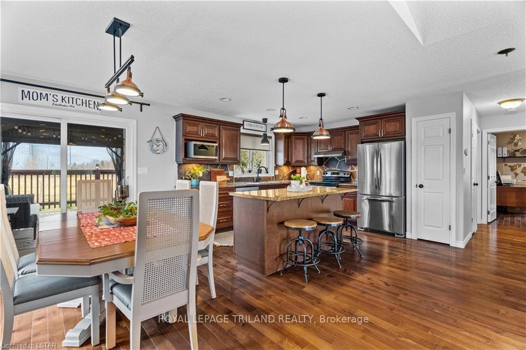 258 SOUTH Street photo 12
