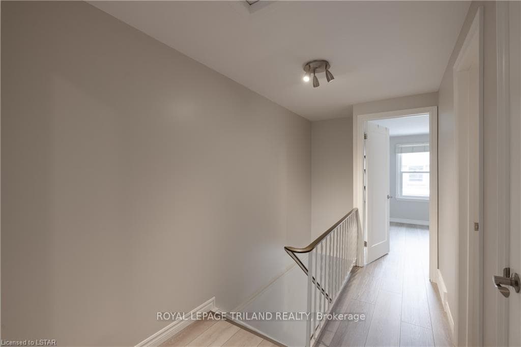 1385 COMMISSIONERS Road Unit 44 photo 19