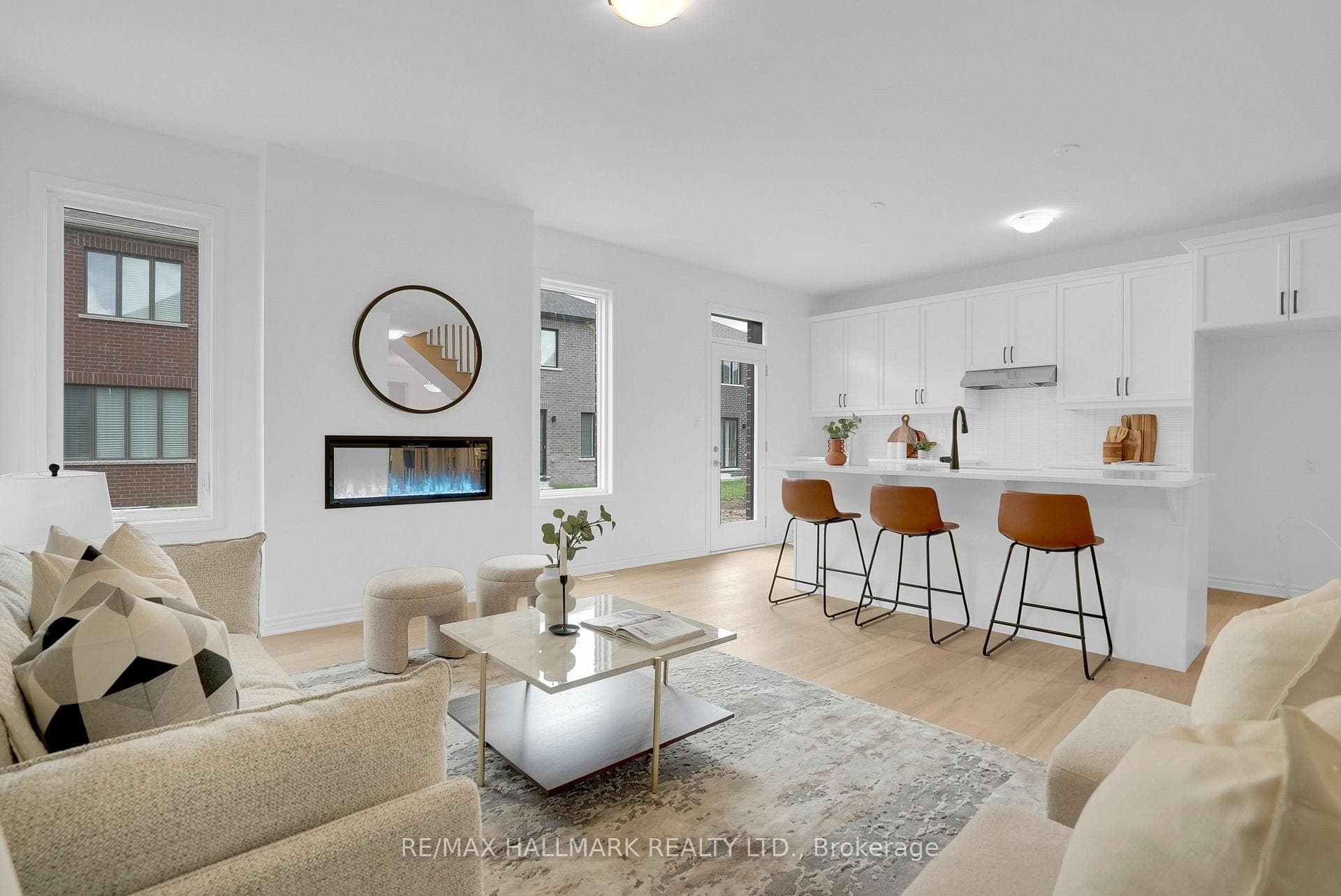 16 Foxley Heights photo 12