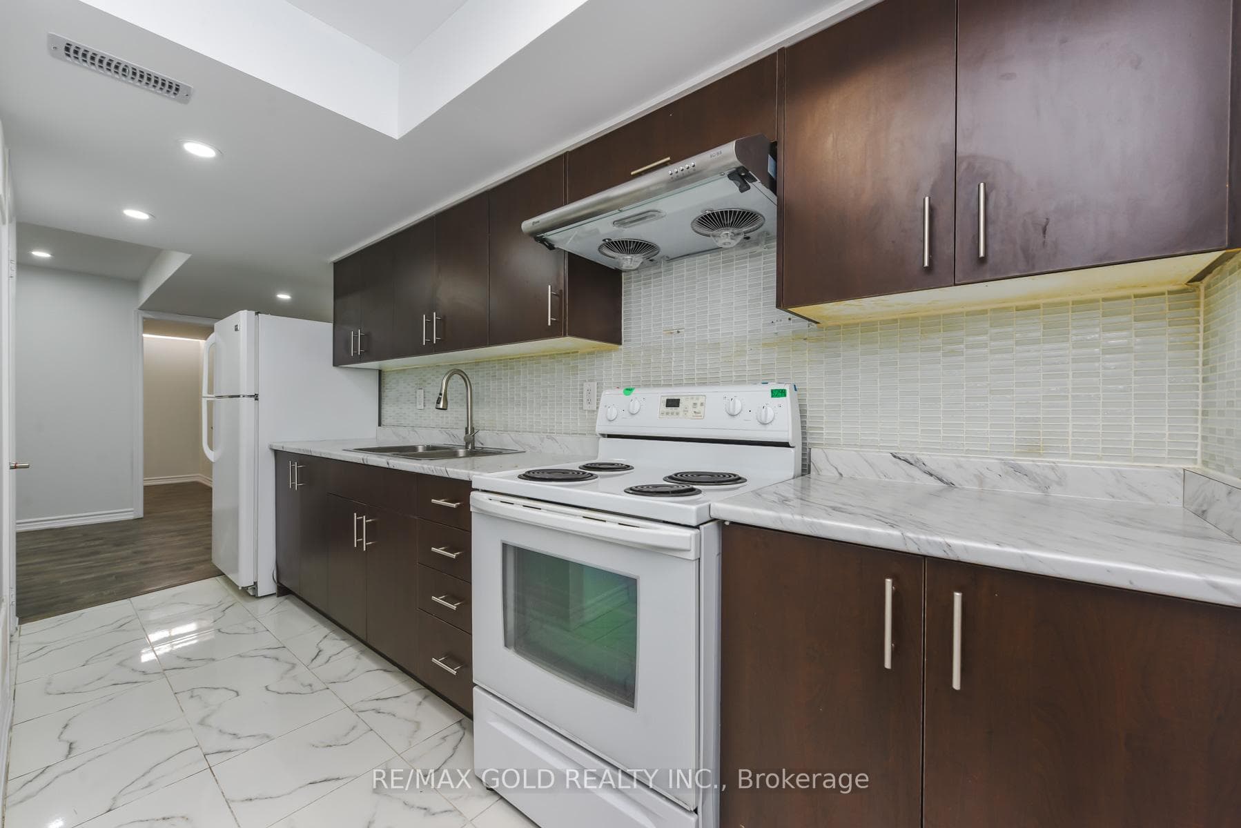 59 Vezna Crescent photo 38