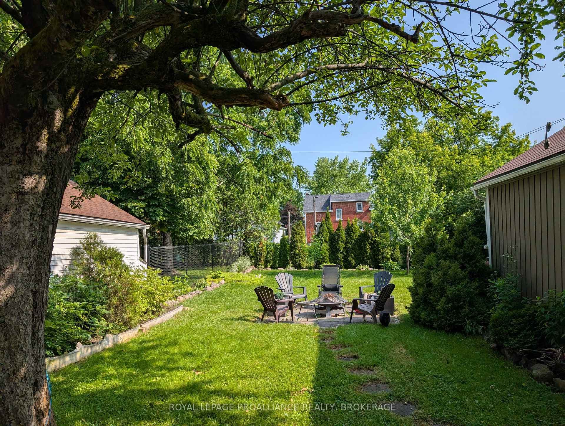 51 Dundas Street photo 41