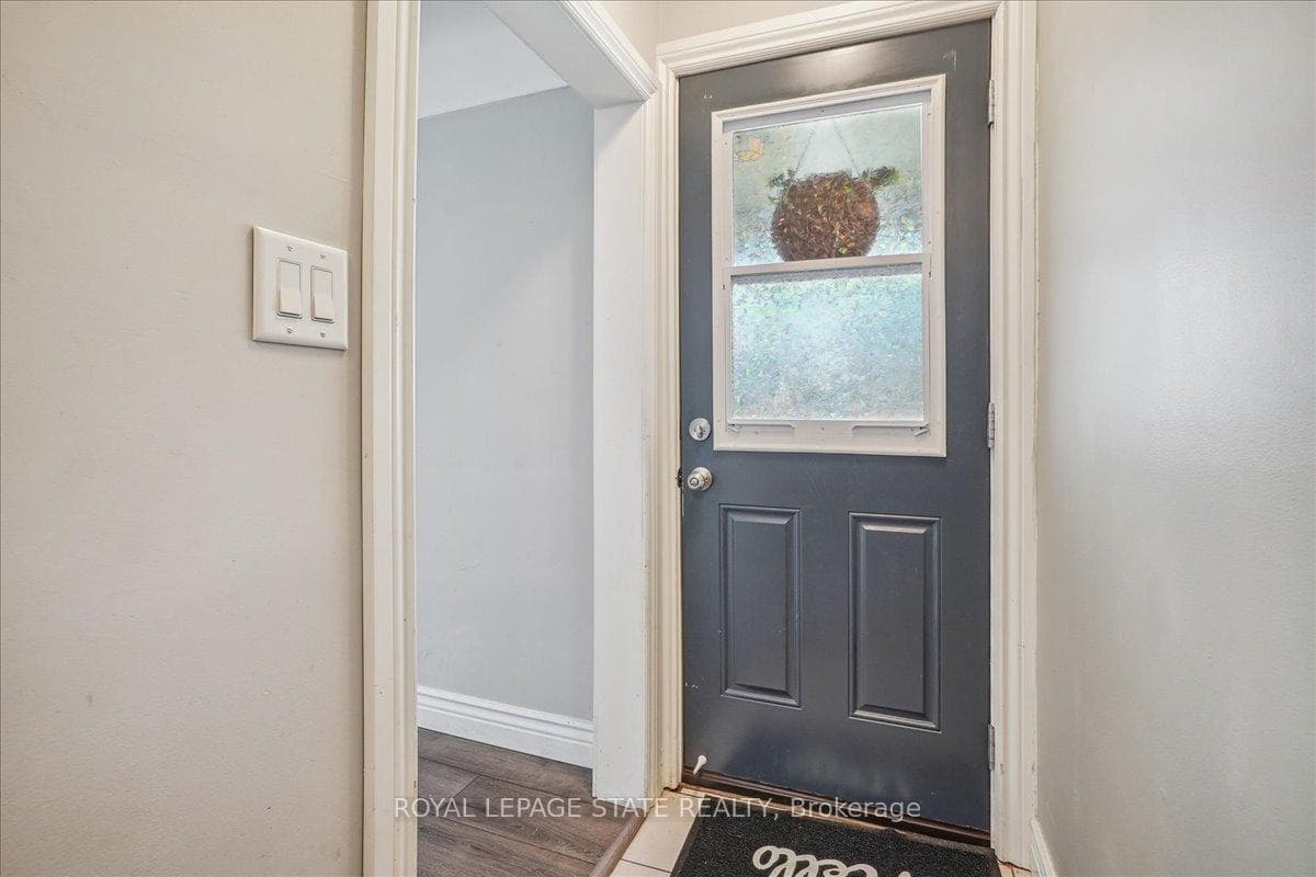 733 Dunn Avenue photo 6
