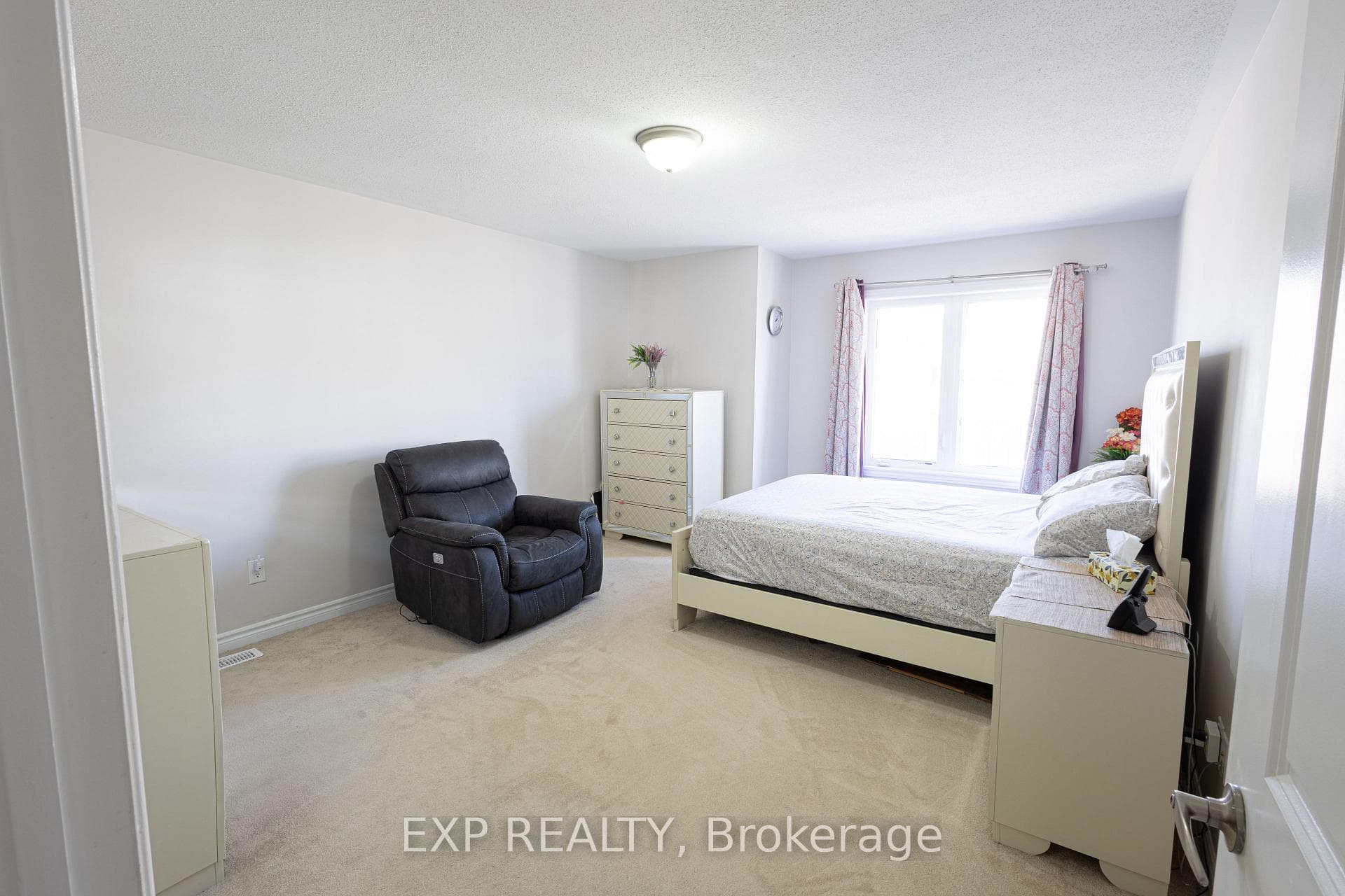 1008 Carden Lane photo 13