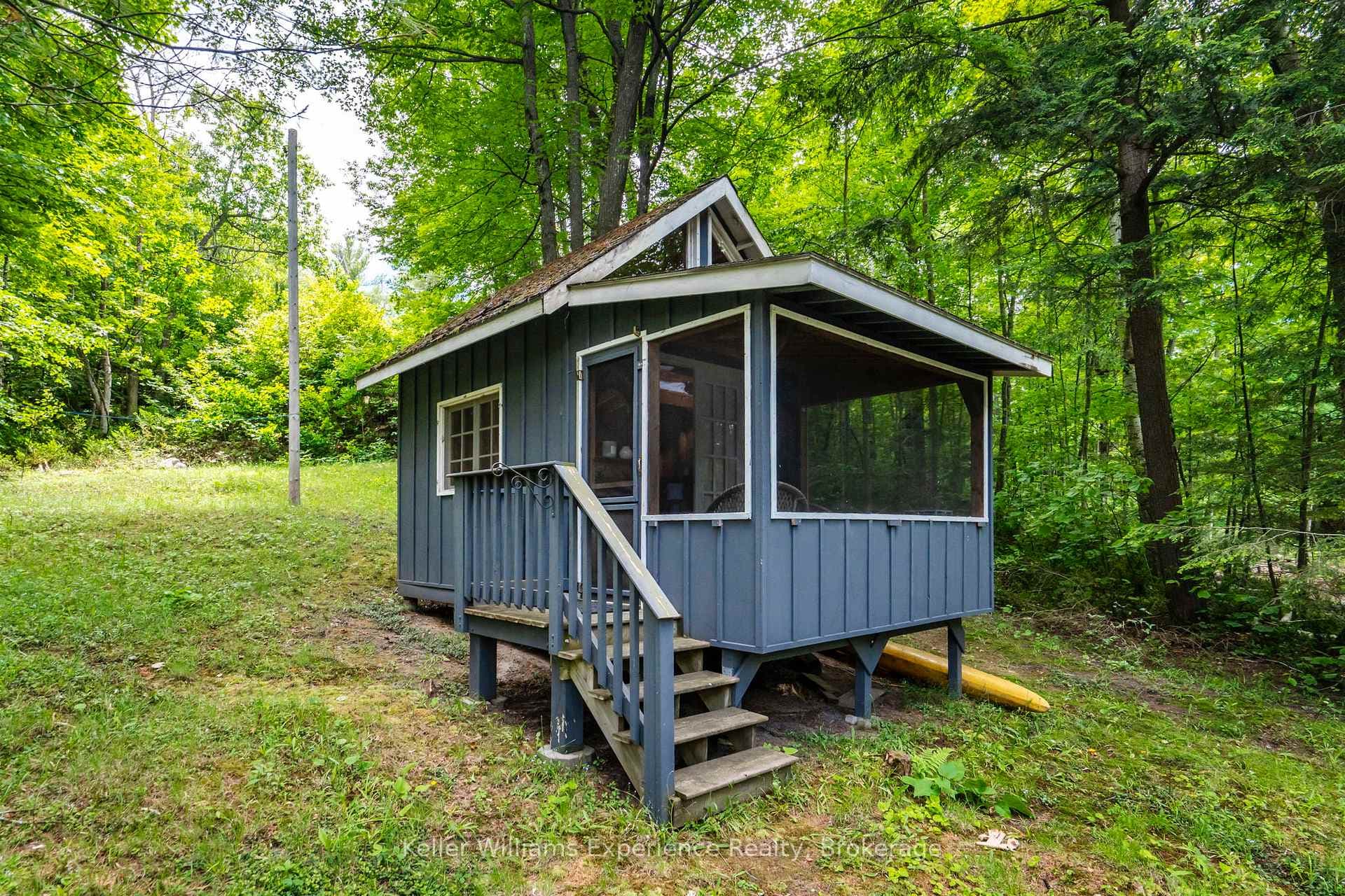 Bunkie #2 with Screened in Porch