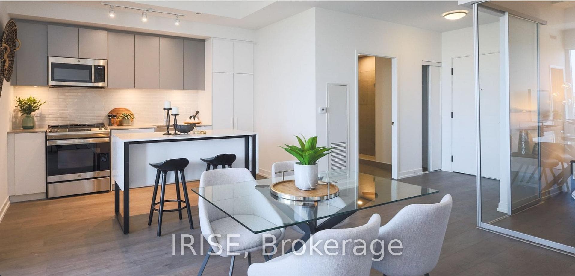 270 Dufferin Street Unit 1119 photo 6