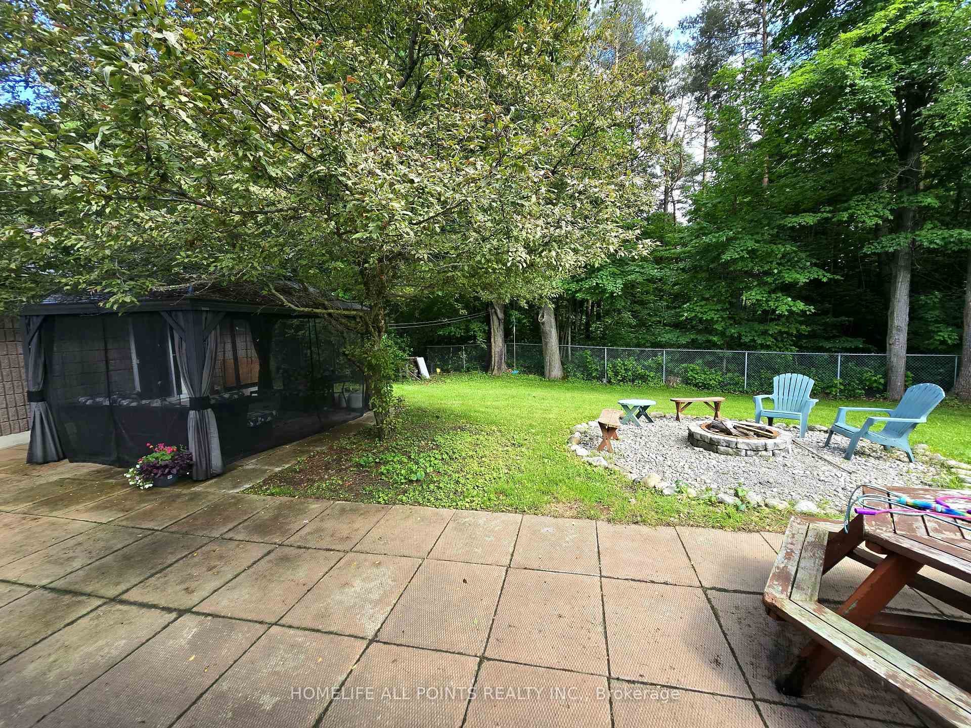 449 STURGEON BAY Road photo 31