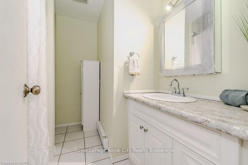 90 FERMAN Drive Unit 15 photo 20