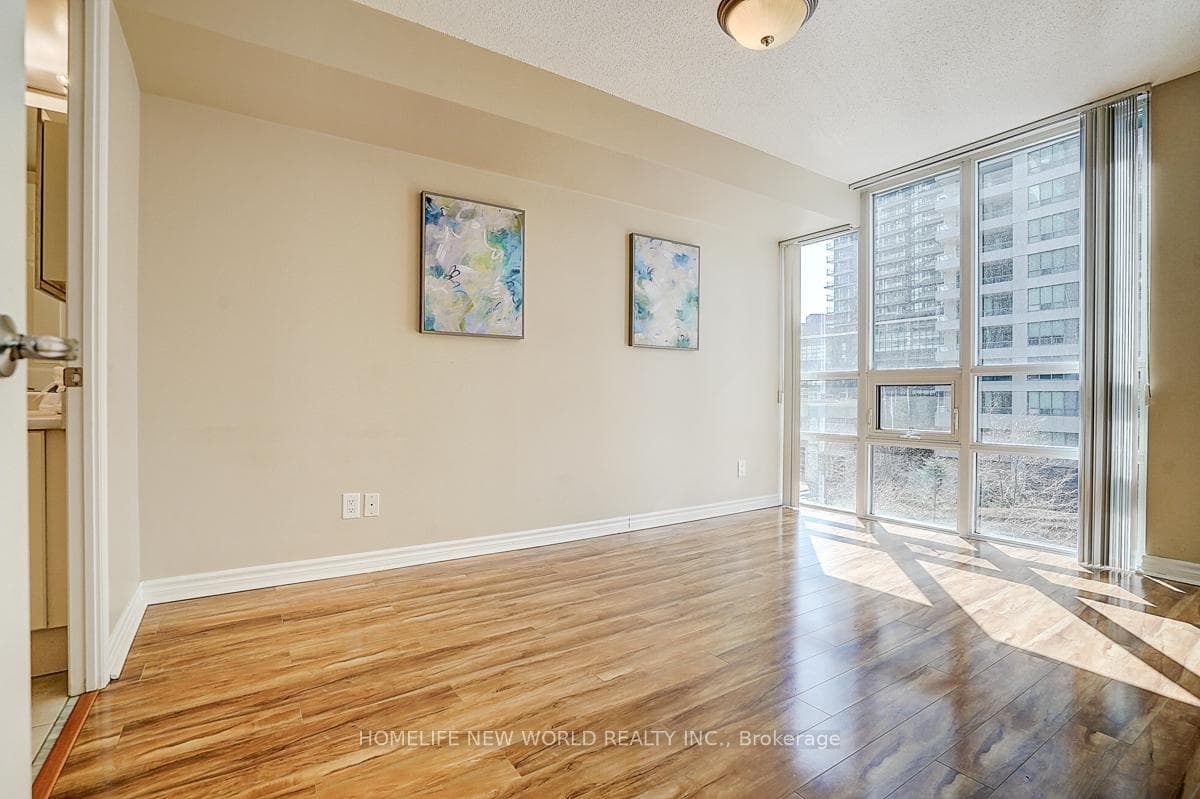 35 Hollywood Avenue Unit 518 photo 23