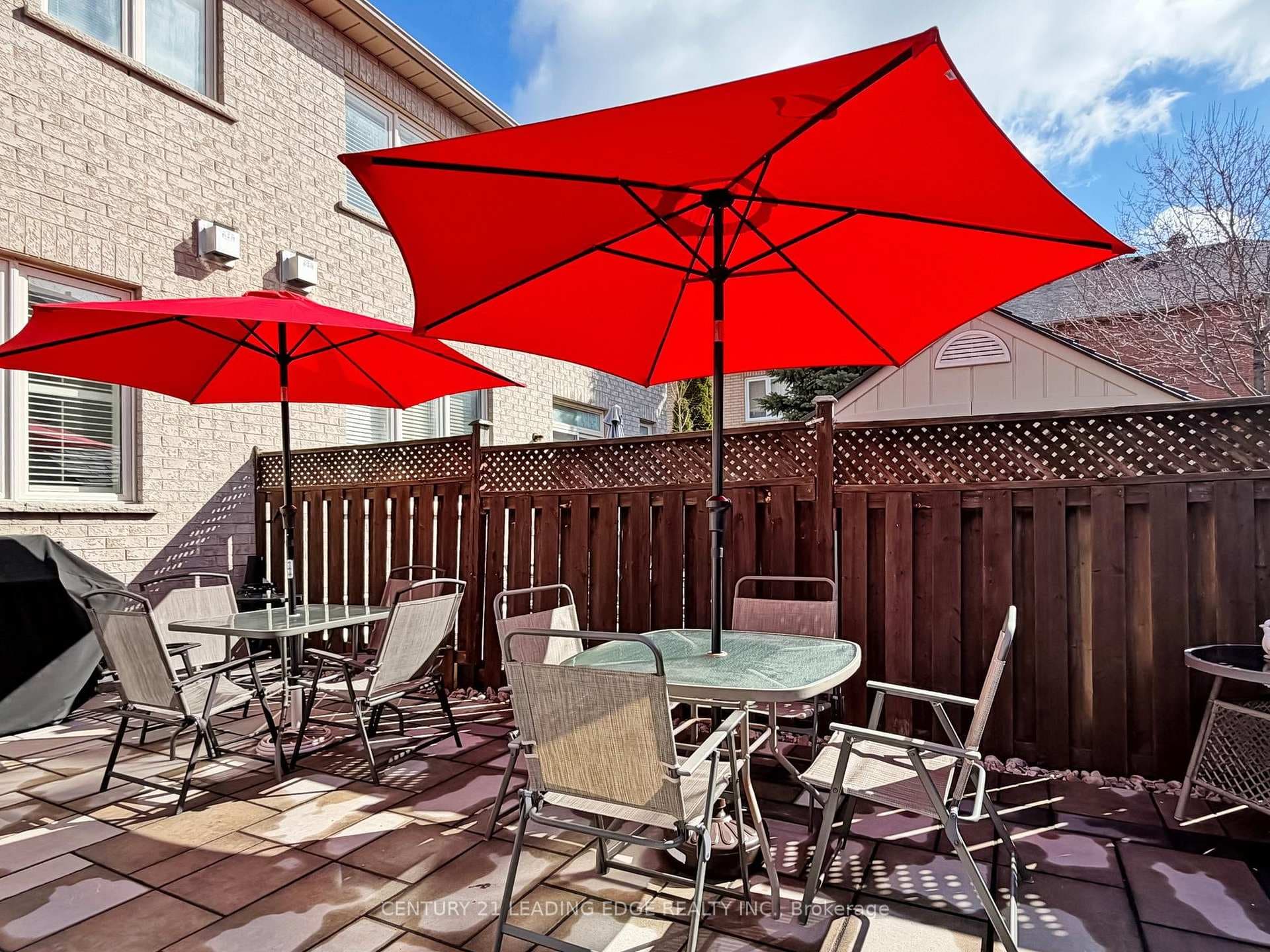 89 Sanderson Road photo 32