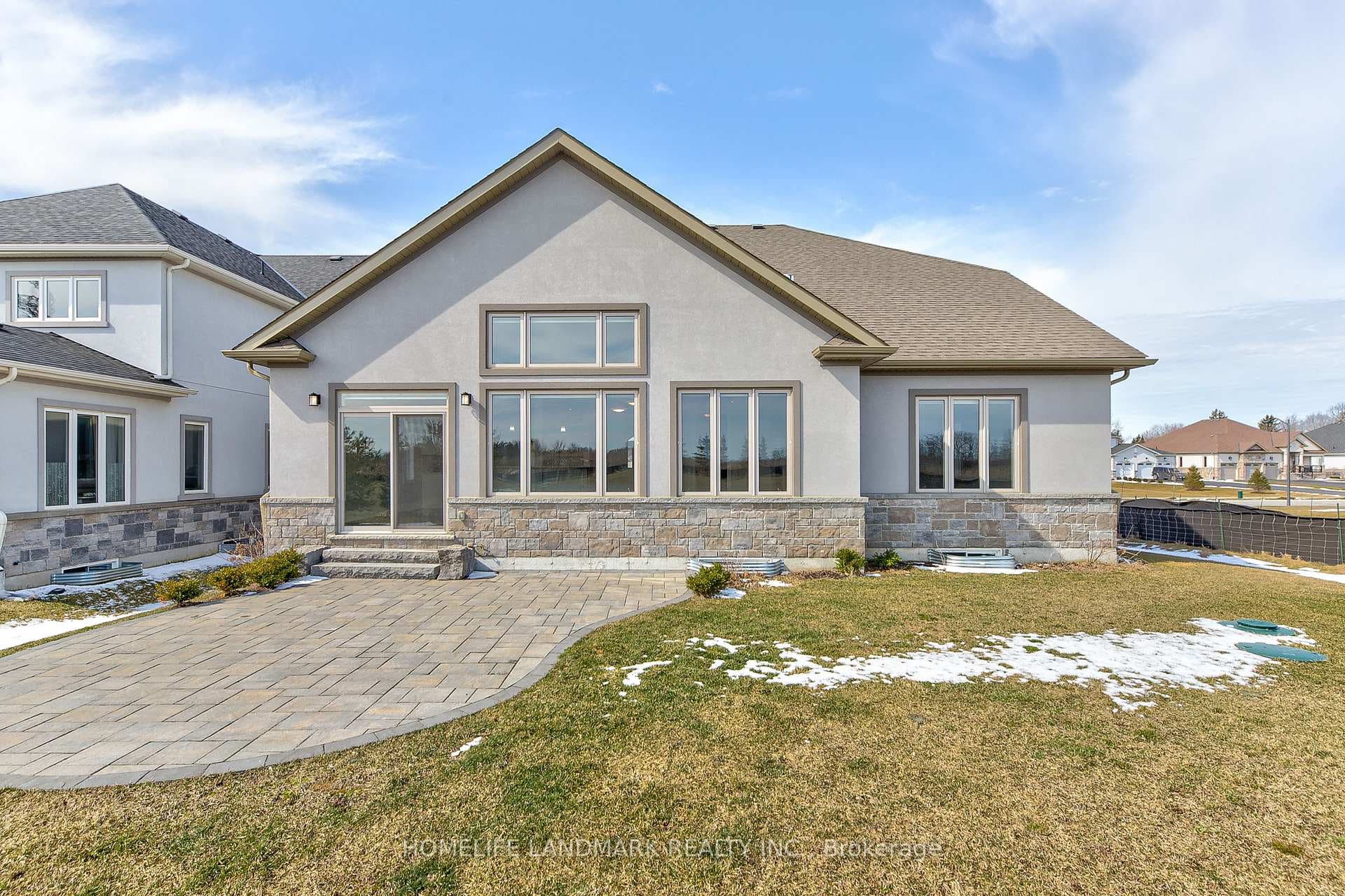 295 Sunnybrae Avenue photo 3