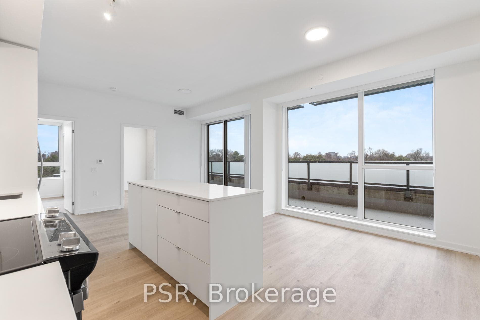 4365 Bloor Street Unit 509 photo 1