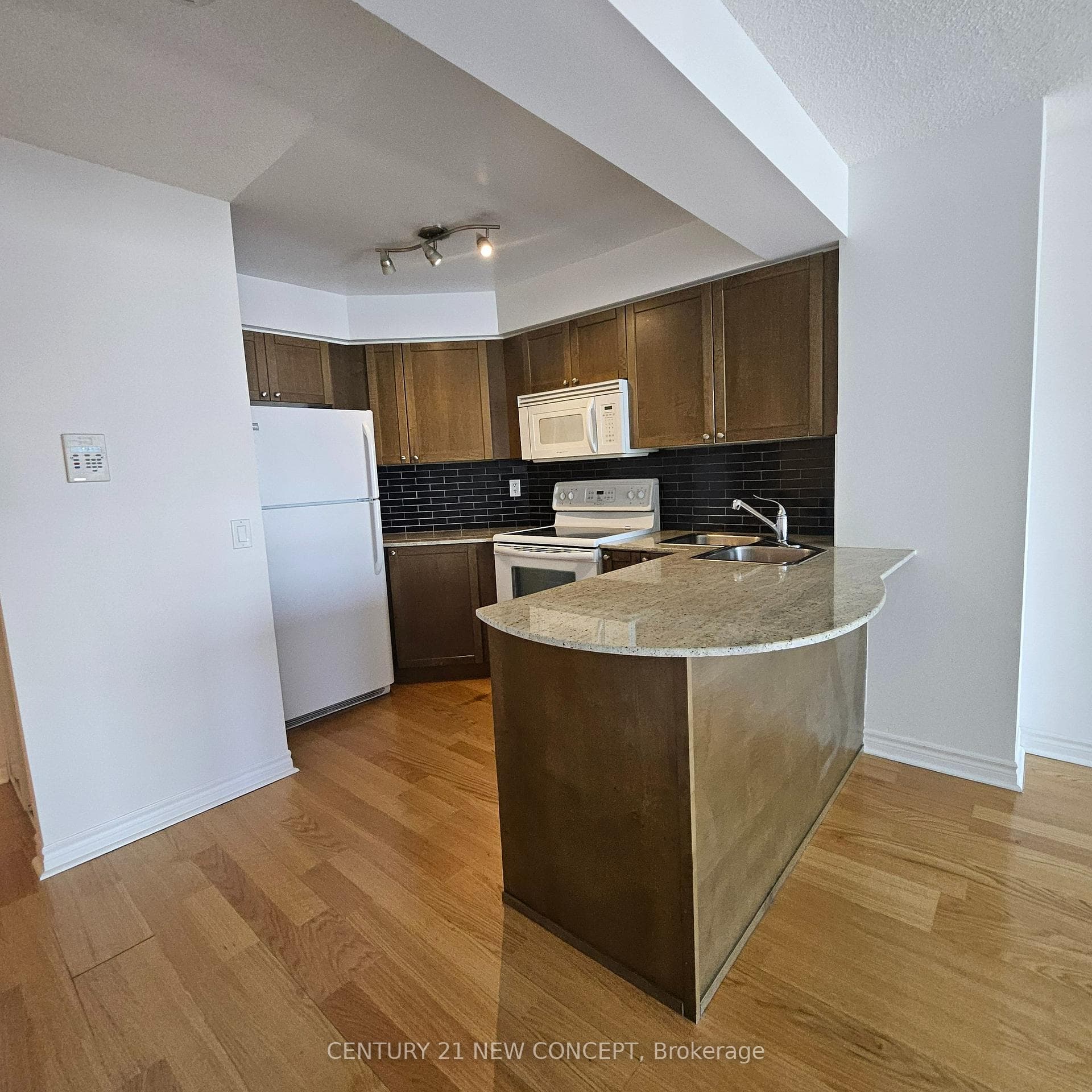 763 Bay Street Unit 3013 photo 20