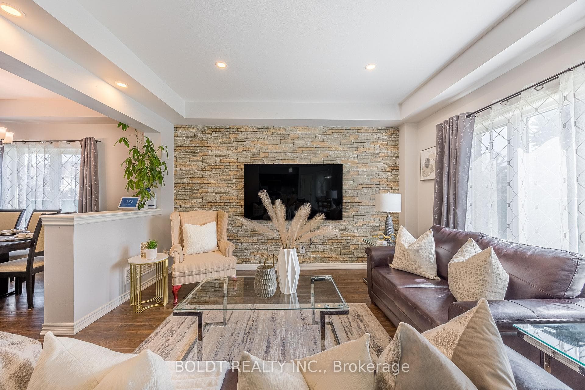 257 South Pelham Road photo 8