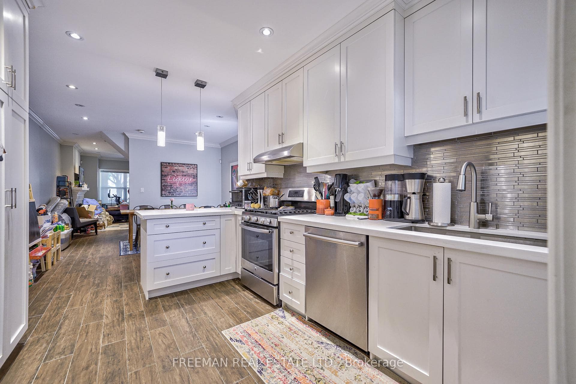 20 Greensides Avenue photo 6