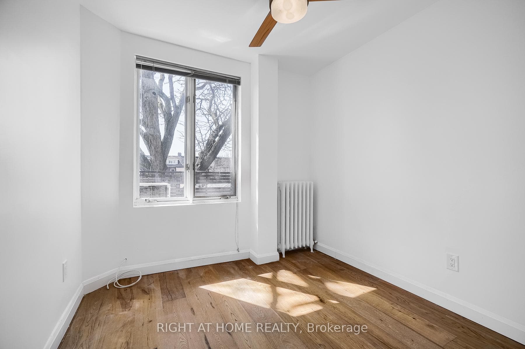 162 Bartlett Avenue photo 15