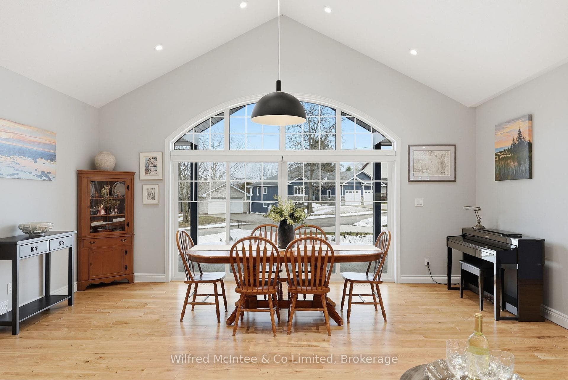 Spacious dining room to covered front porch