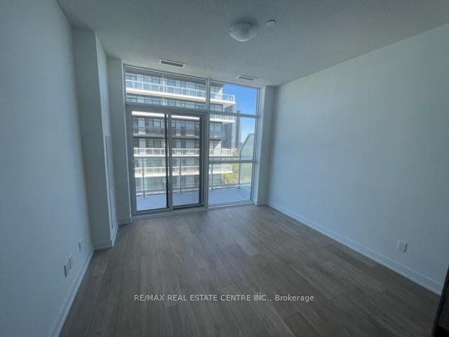 251 Manitoba Street Unit 1114 photo 13