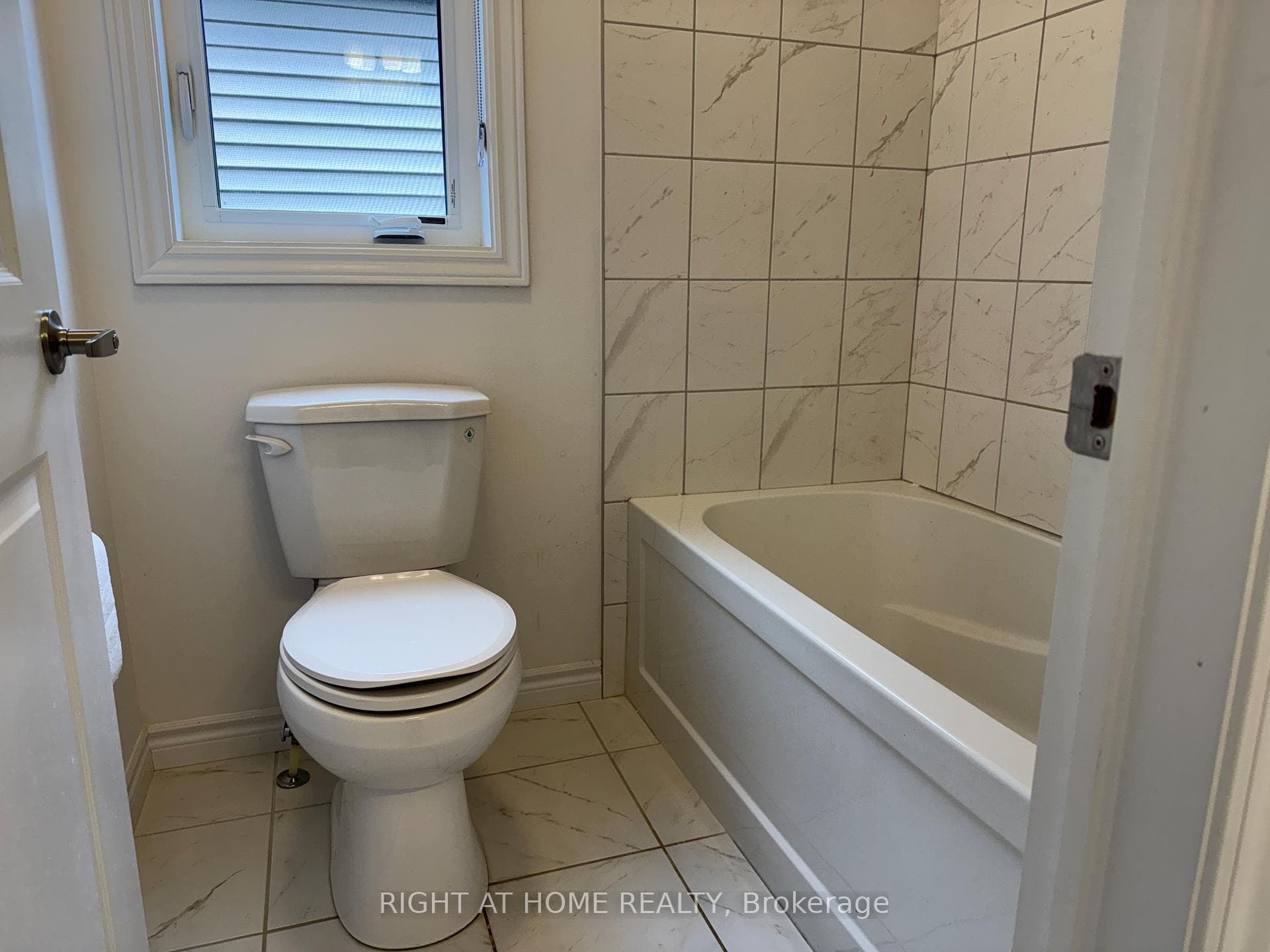 110 DAUGAARD Avenue photo 13