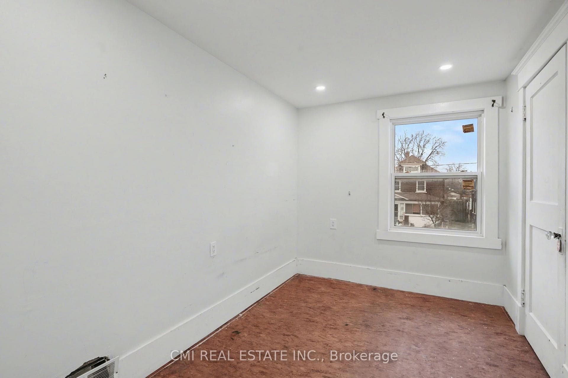 4824 Fourth Avenue photo 14