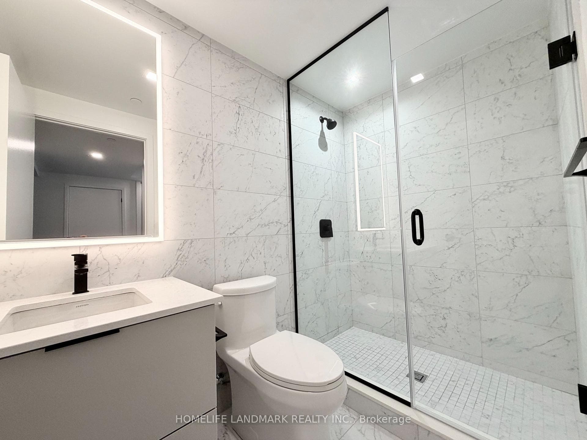609 SHERBOURNE Street Unit 3801 photo 5