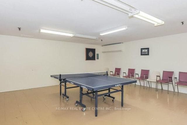 225 HARVARD Place photo 24