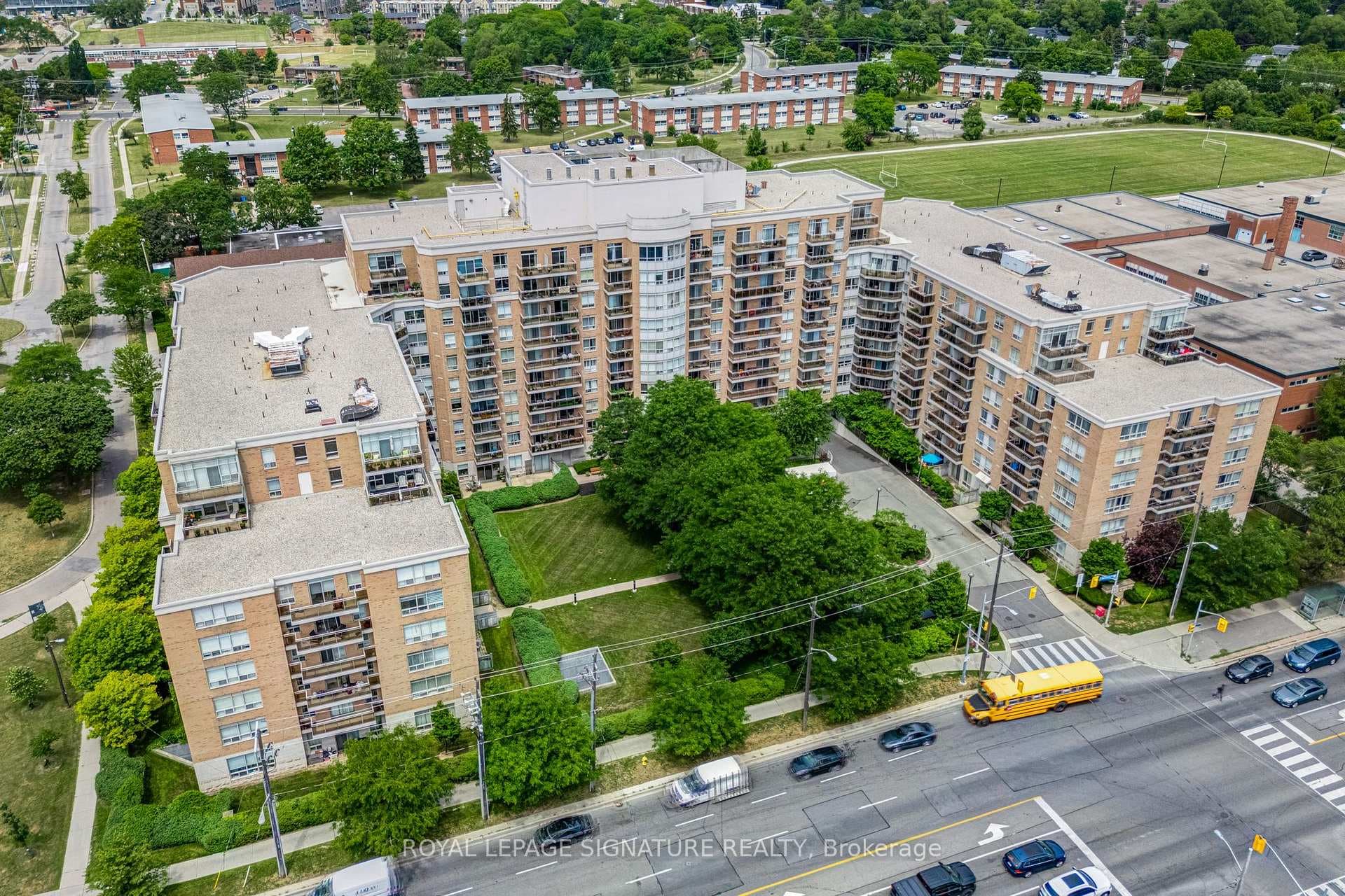 650 Lawrence Avenue Unit 106 photo 1