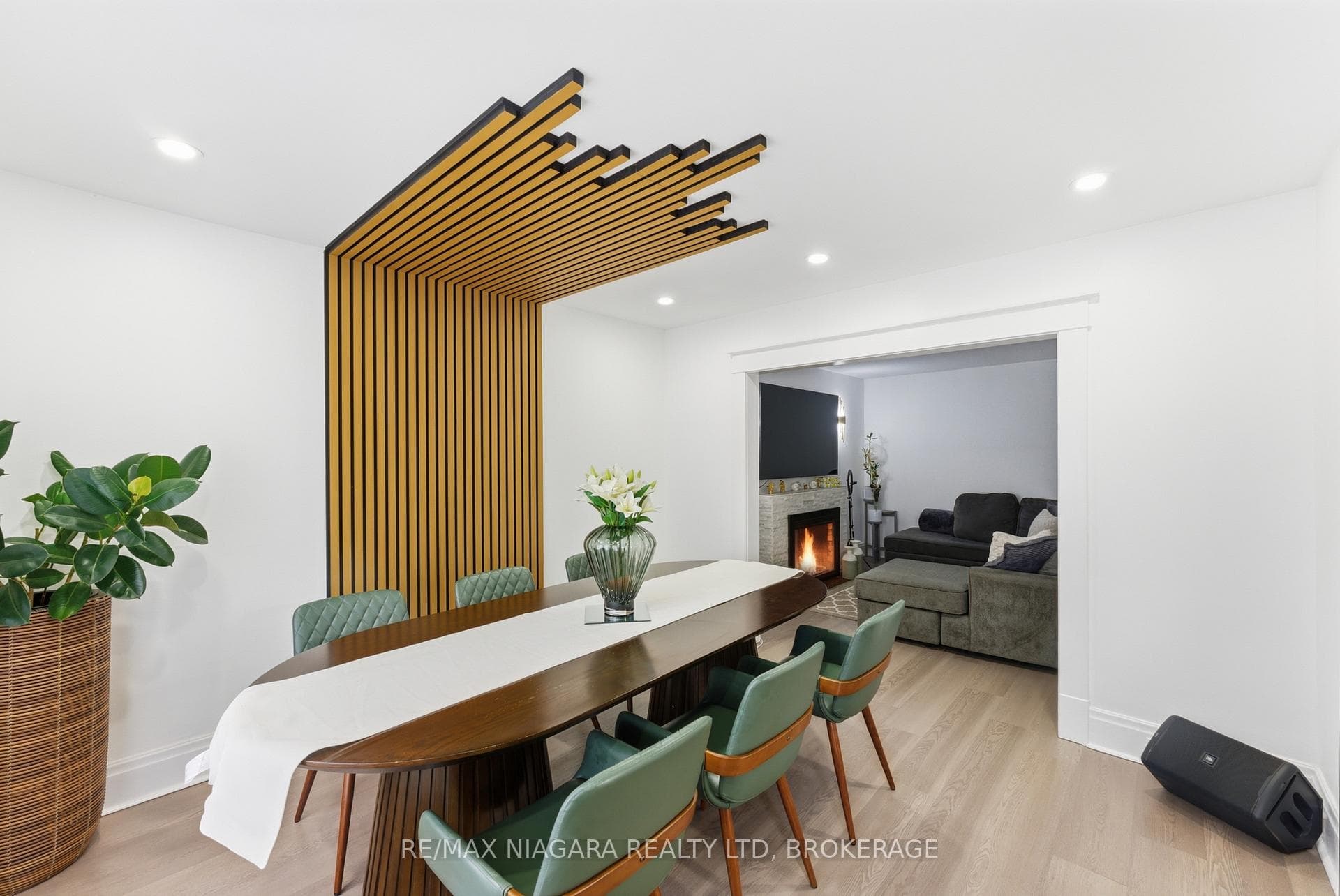 243 Geneva Street photo 8
