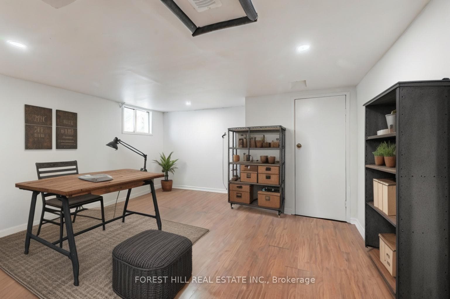 Lower Bedroom (Virtually Staged)