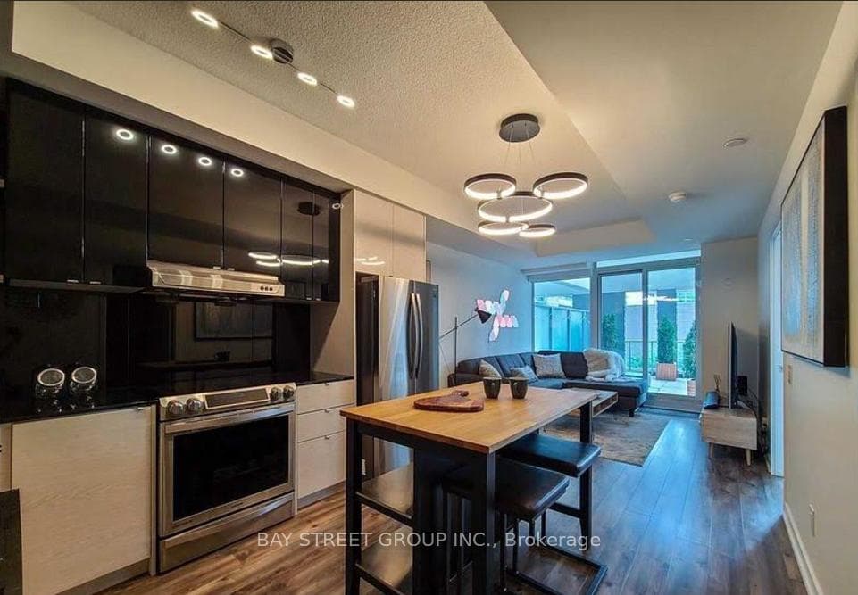 72 Esther Shiner Boulevard Unit 203 photo 12