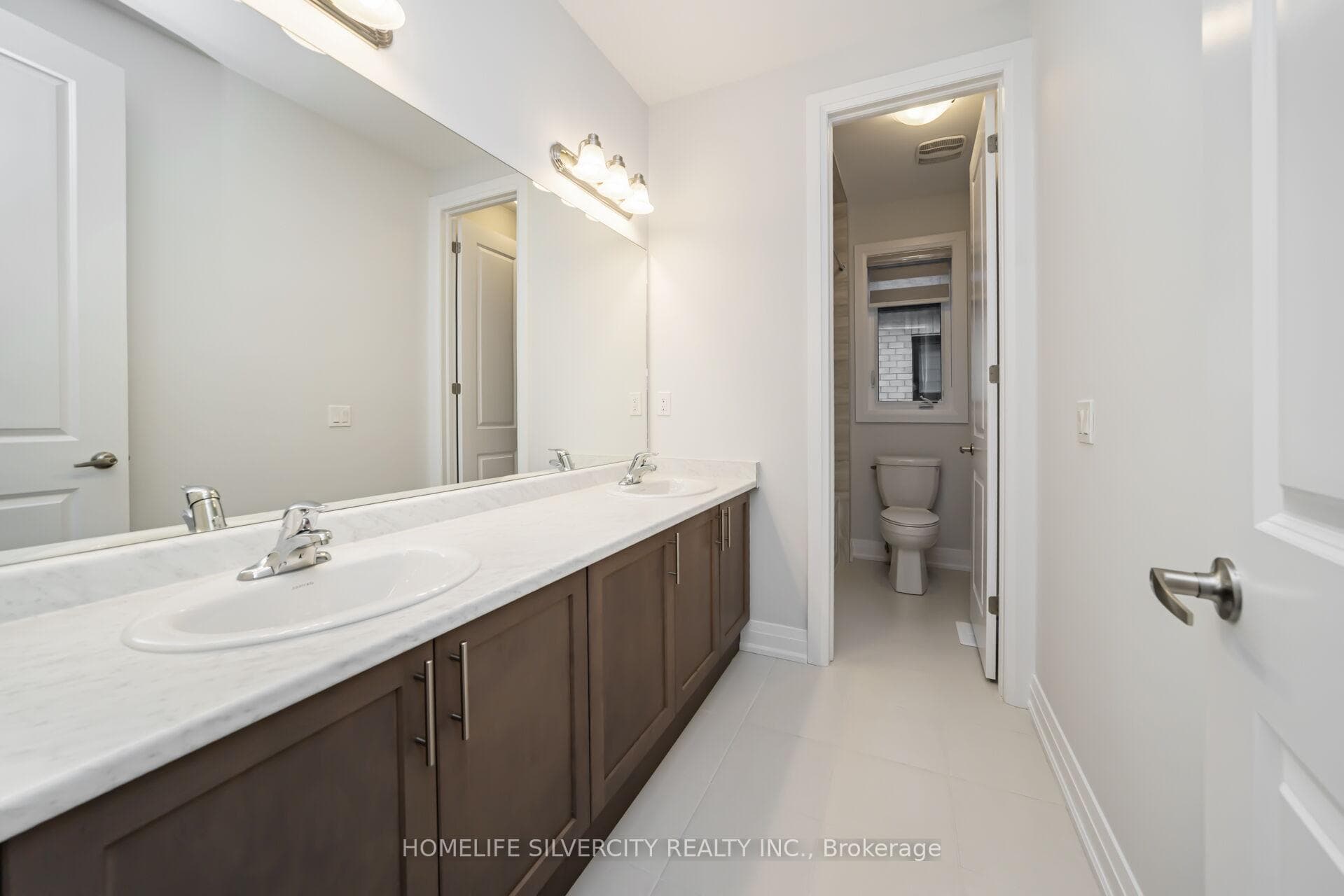 149 Harwood Avenue photo 30