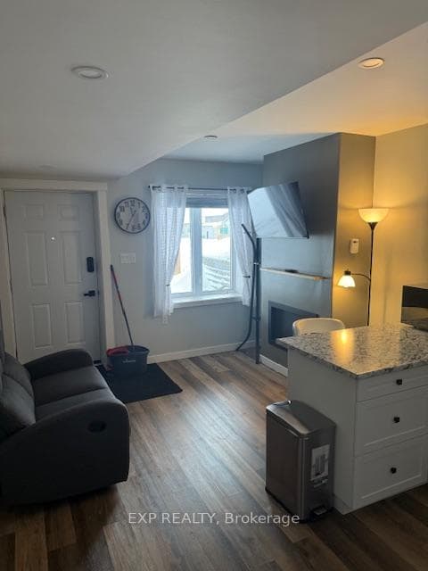 22 Beach Boulevard photo 27