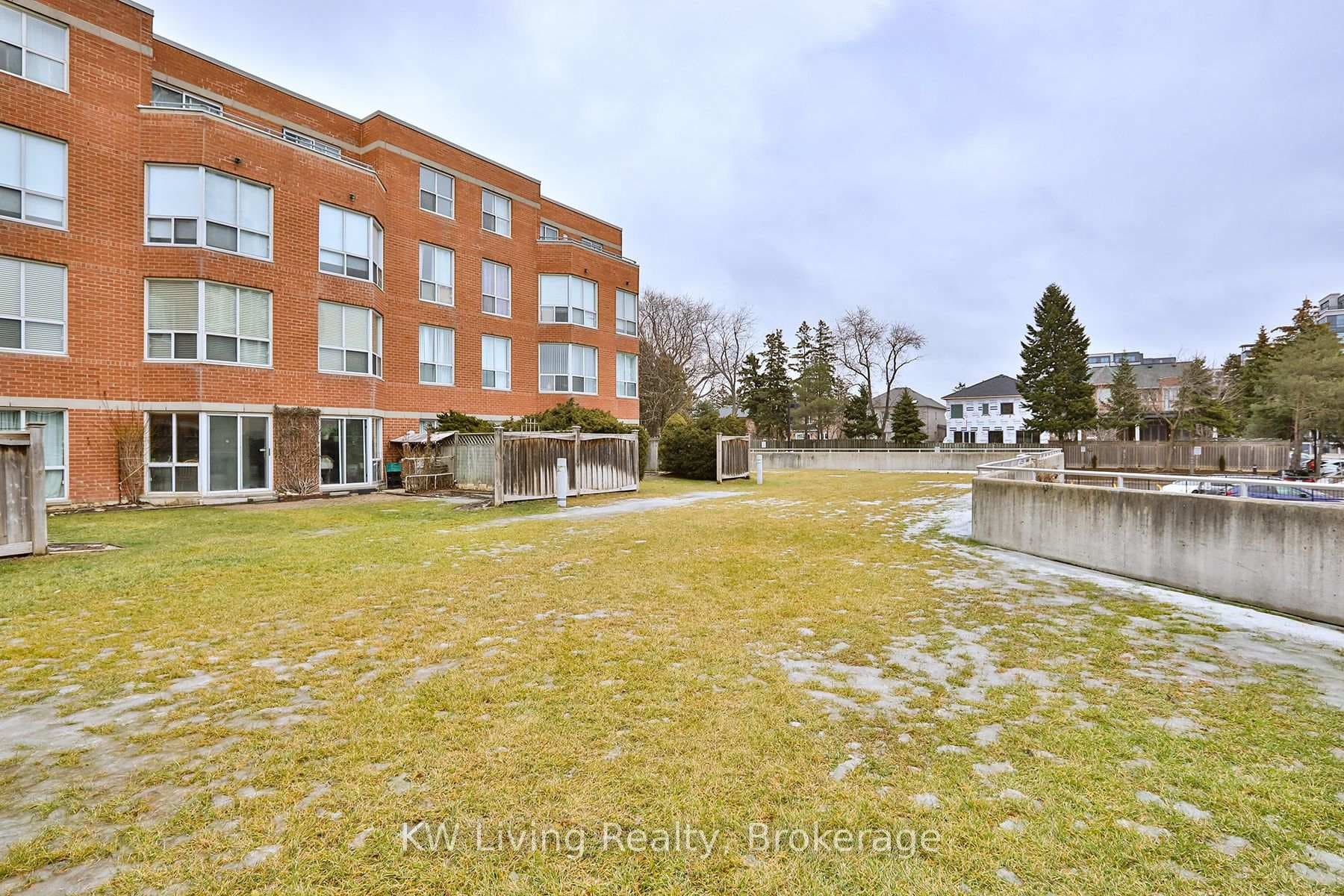 9 Chalmers Road Unit 101 photo 34