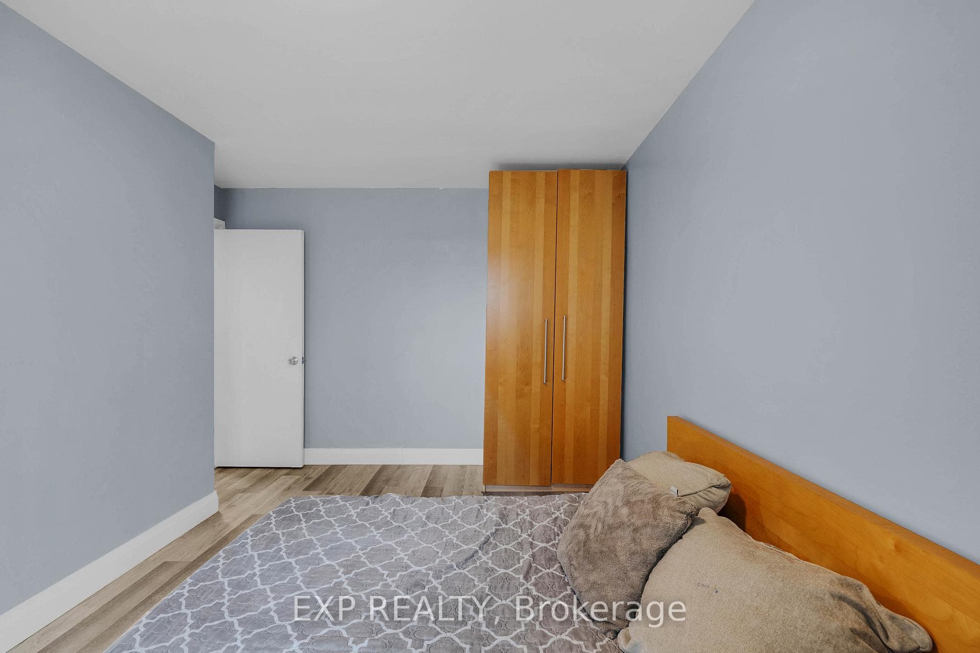 7201 Sigsbee Drive photo 19