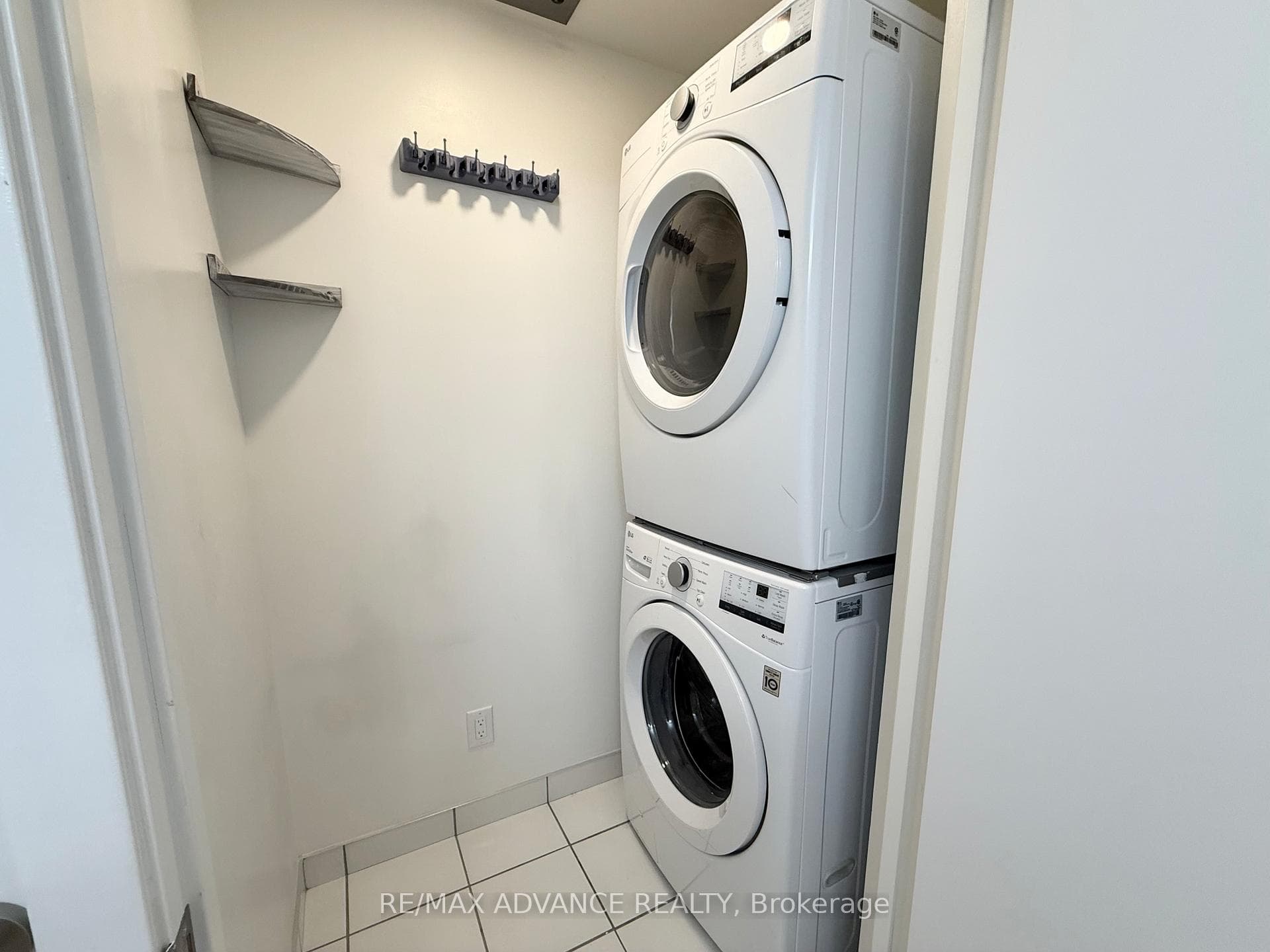 8119 Birchmount Road Unit 1225 photo 28